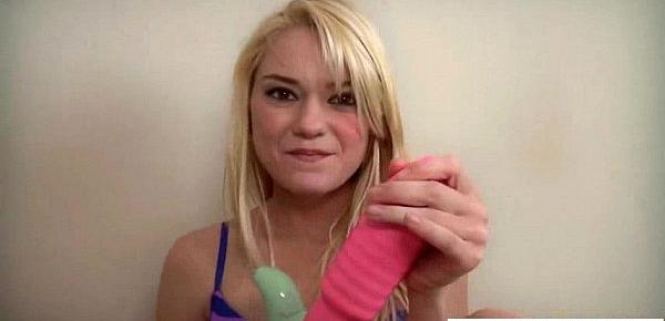  All Kind Of Crazy Things To Get Orgasms For Solo Girl video-10